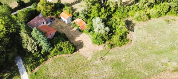 Вилла с 9 комнатами в Гвальдо Тадино, Италия № 275435 3