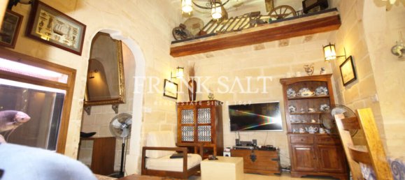 Таунхаус с 3 спальнями в Хамрун, Мальта № 1752 2