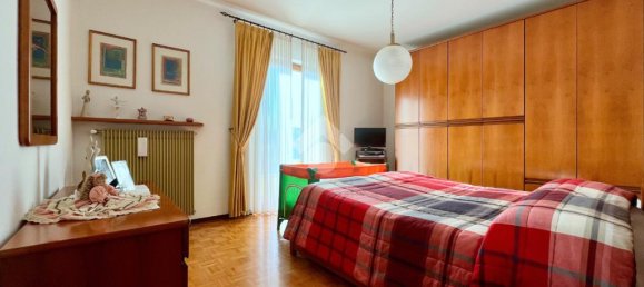 3 bedrooms Villa in Udine, Italy No. 52386 64