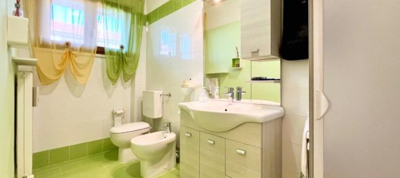 3 bedrooms Villa in Udine, Italy No. 52386 18