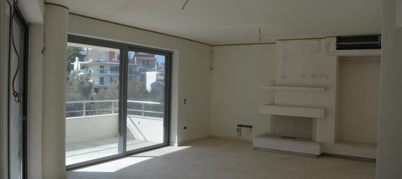 3 bedrooms Apartment in Voula, Greece No. 6782 2