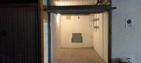 11m² Garage in Rome, Italy No. 331791 10
