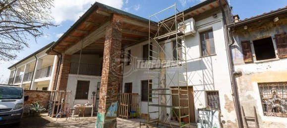 4 Schlafzimmer Haus in Salvirola, Italy, Nr. 172040 2