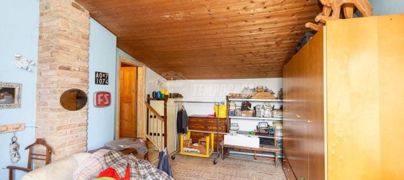 4 Schlafzimmer Haus in Salvirola, Italy, Nr. 172040 32