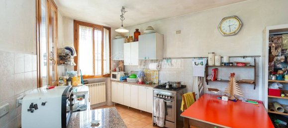 4 Schlafzimmer Haus in Salvirola, Italy, Nr. 172040 6