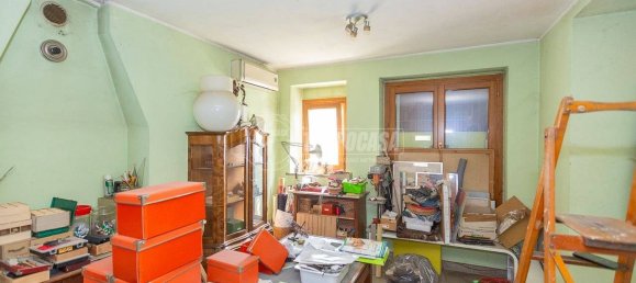 4 Schlafzimmer Haus in Salvirola, Italy, Nr. 172040 16