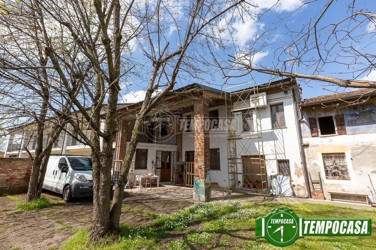 4 Schlafzimmer Haus in Salvirola, Italy, Nr. 172040