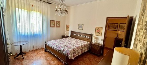 5 bedrooms Apartment in Siena, Italy No. 353659 9