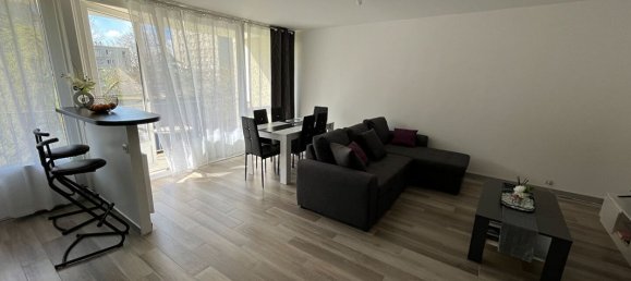 Квартира с 2 спальнями в Вильнёв-Сен-Жорж, Франция № 175996 3