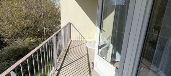 Квартира с 2 спальнями в Вильнёв-Сен-Жорж, Франция № 175996 2