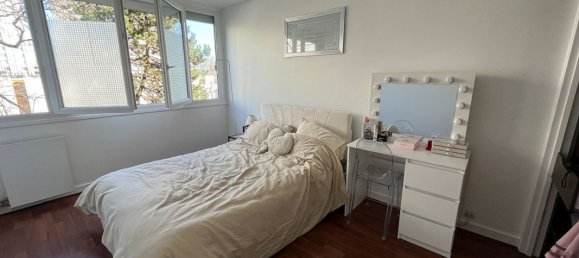 Квартира с 2 спальнями в Вильнёв-Сен-Жорж, Франция № 175996 4