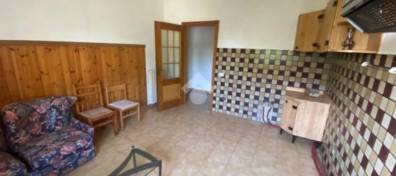 3-salle Appartement à Sacrofano, Italy No. 76934 13