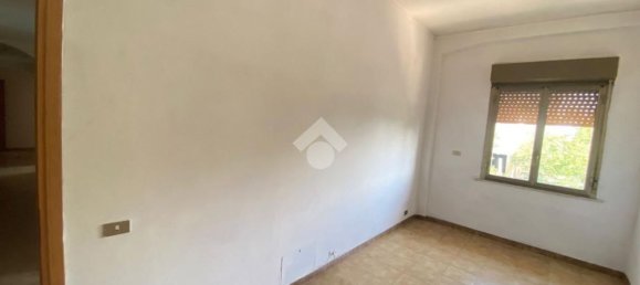 3-salle Appartement à Sacrofano, Italy No. 76934 9