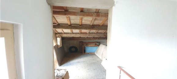 Casa de 6 habitaciónes en Lanciano, Italy No. 62689 4