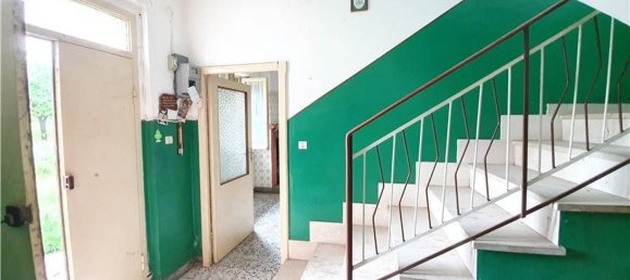 Casa de 6 habitaciónes en Lanciano, Italy No. 62689 7