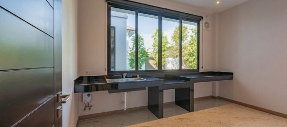 5 bedrooms Cafe / restaurant in Chiang Mai, Thailand No. 11500 5