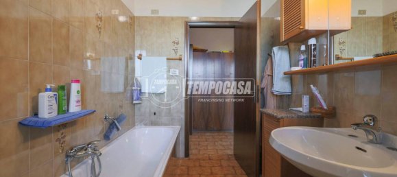 2 bedrooms Apartment in Castel San Pietro Terme, Italy No. 313676 21