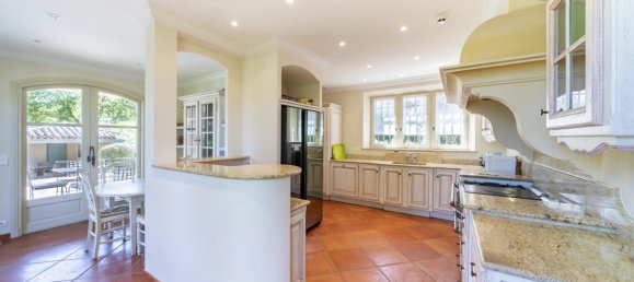 Villa de 4 dormitorios en Tourrettes, France No. 36 7