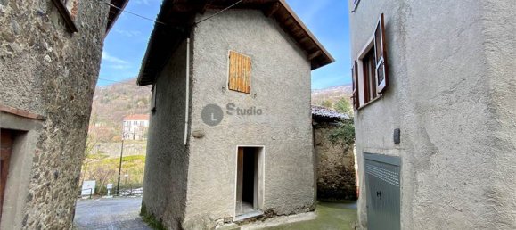 2 bedrooms House in Calolziocorte, Italy No. 88751 2
