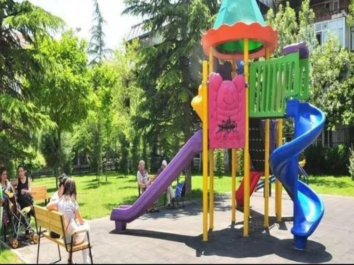  Land in Visakhapatnam, India No. 42002