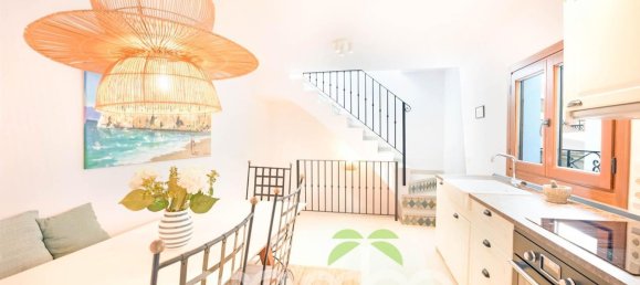 2 bedrooms House in Caleta de Velez, Spain No. 104770 4