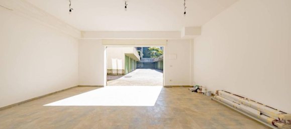 6-salle Appartement à Milan, Italy No. 242201 2