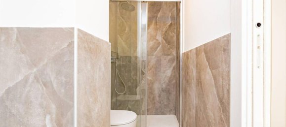 6-salle Appartement à Milan, Italy No. 242201 22