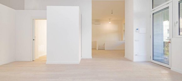 6-salle Appartement à Milan, Italy No. 242201 4