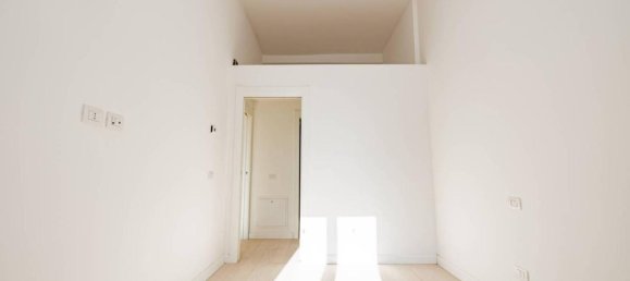 6-salle Appartement à Milan, Italy No. 242201 26