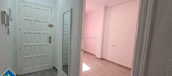 2 chambres Appartement à Torrevieja, Spain No. 189436 7