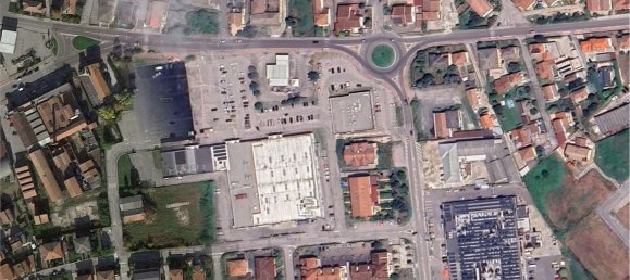 91m² Commercial property in Lendinara, Italy No. 298777 8