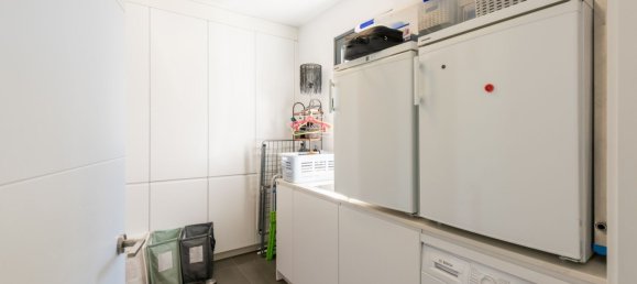 4 bedrooms Villa in Estepona, Spain No. 119709 13