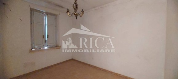 3 bedrooms House in Alcamo, Italy No. 272919 8