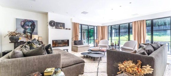 5 bedrooms Villa in Ville-d'Avray, France No. 172695 2