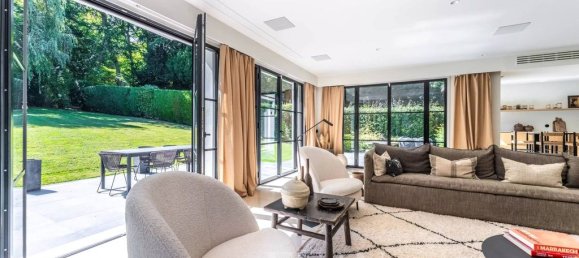 5 bedrooms Villa in Ville-d'Avray, France No. 172695 4