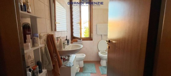 2 bedrooms Apartment in Parma, Italy No. 18327 7