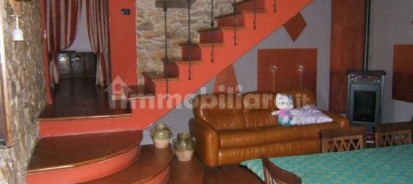 4 غرف نوم فيلا في Fivizzano, Italy رقم 77531 9