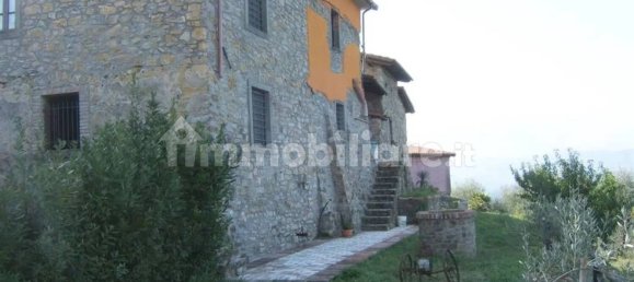 4 غرف نوم فيلا في Fivizzano, Italy رقم 77531 18