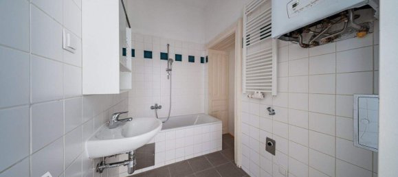 2 rooms Apartment in Favoriten, Austria No. 247861 6