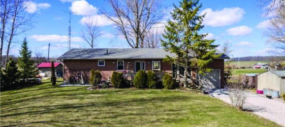 2 bedrooms House in Selkirk, Canada No. 1021 2