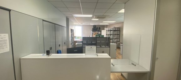 99m² Commercial property in Alcobendas, Spain No. 167965 4