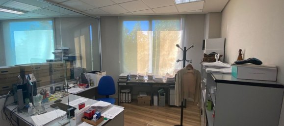 99m² Commercial property in Alcobendas, Spain No. 167965 3