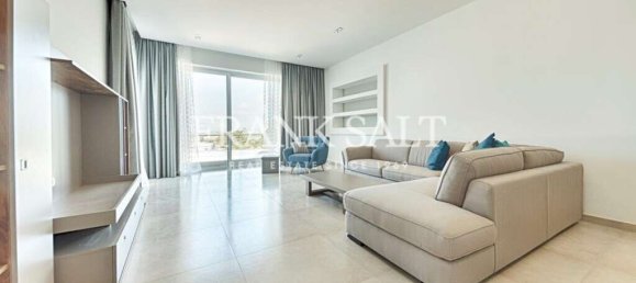 4 bedrooms Villa in Naxxar, Malta No. 6705 5