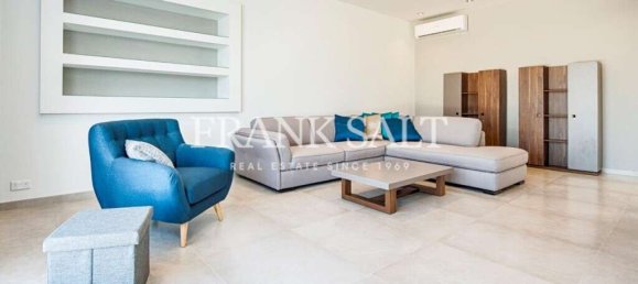 4 bedrooms Villa in Naxxar, Malta No. 6705 6