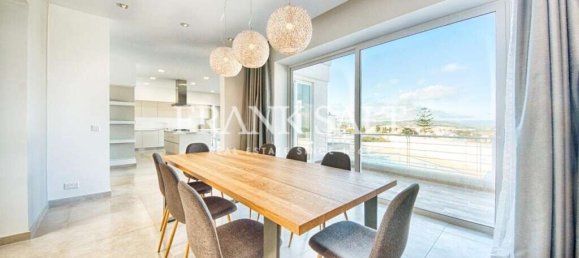 4 bedrooms Villa in Naxxar, Malta No. 6705 7