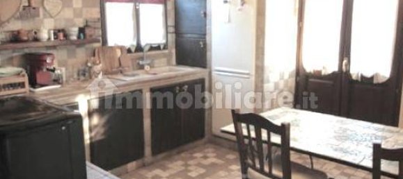 4 bedrooms Villa in Borgo Ticino, Italy No. 75952 4