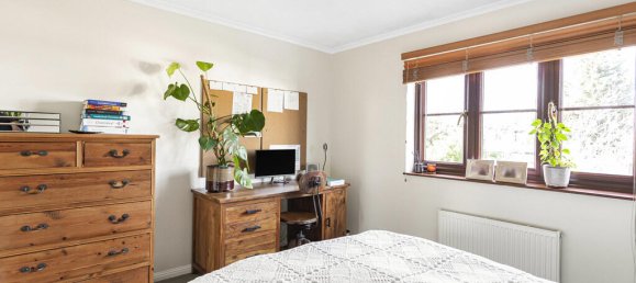 2 Schlafzimmer Haus in Egham, United Kingdom, Nr. 8644 10