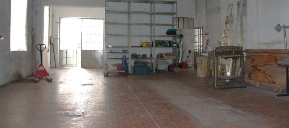 250m² Warehouse in Albizzate, Italy No. 286787 10