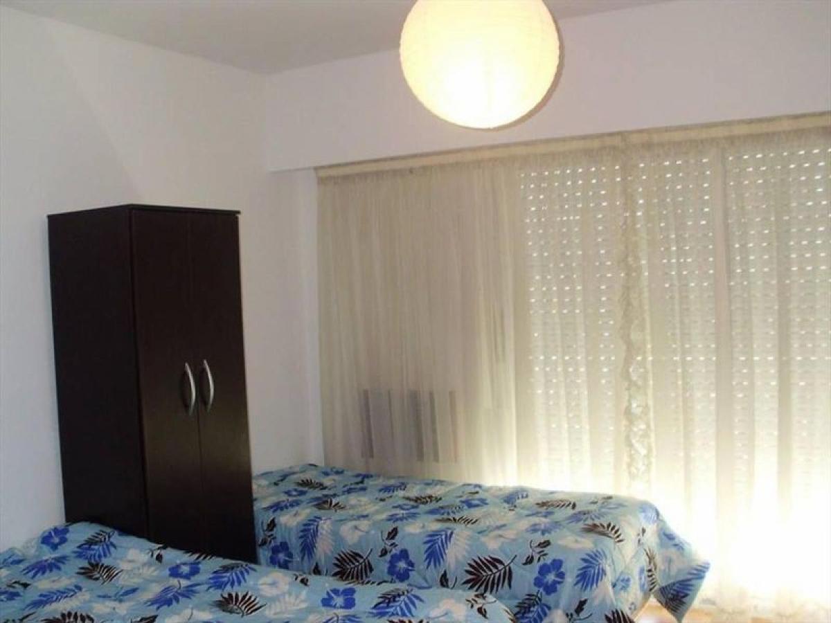 3 bedrooms Apartment in Buenos Aires, Argentina No. 77563