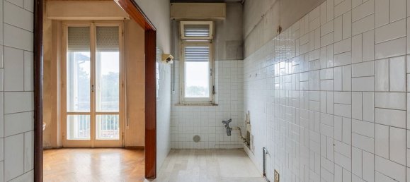 7 rooms Penthouse in Lugo, Italy No. 145236 20